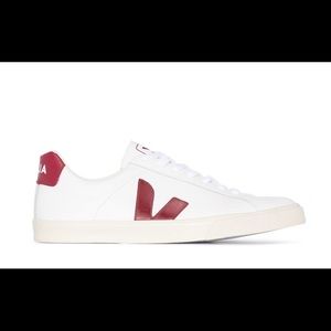 NWB Veja Esplar Leather Sneaker Size 37 EU